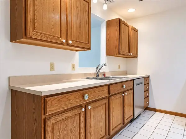 121 Windy Drive, Center Twp, PA 16001