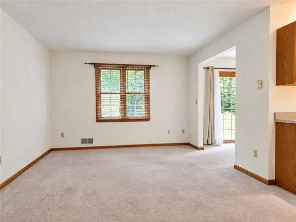 121 Windy Drive, Center Twp, PA 16001