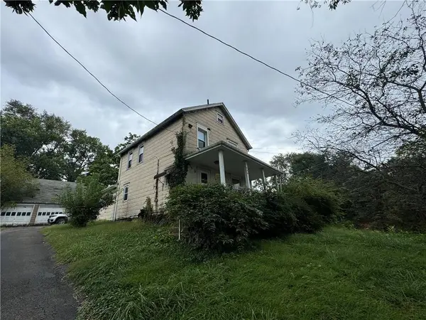 109 Mercer Avenue