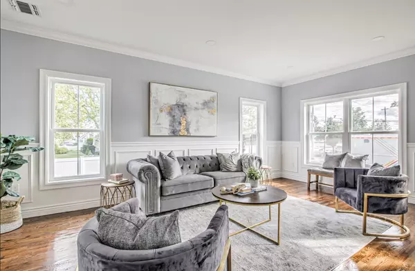 Home Staging Secrets That Help Sell Faster ,Carol Cloud