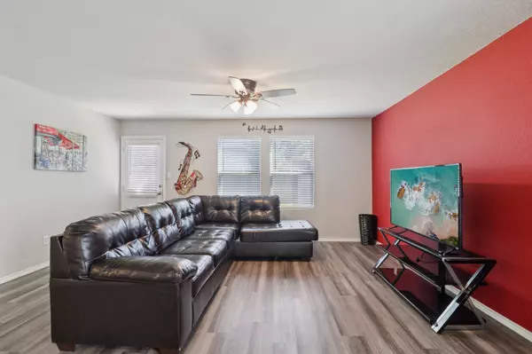 Converse, TX 78109-4447,10443 De Gonzalo Way