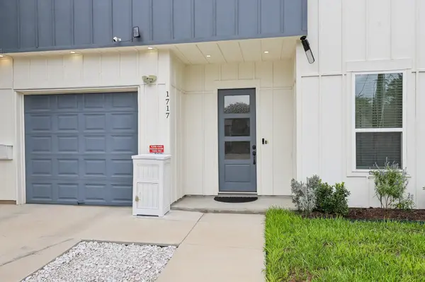1717 Burnet St, San Antonio, TX 78202-2414
