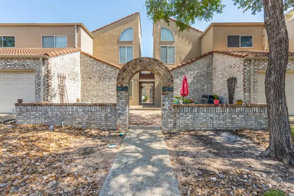 201 W Craig Pl #N, San Antonio, TX 78212-3468