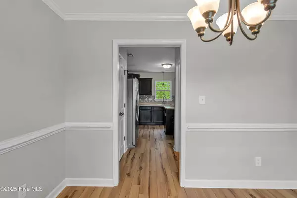 819 Tuscarora TRL, Jacksonville, NC 28546