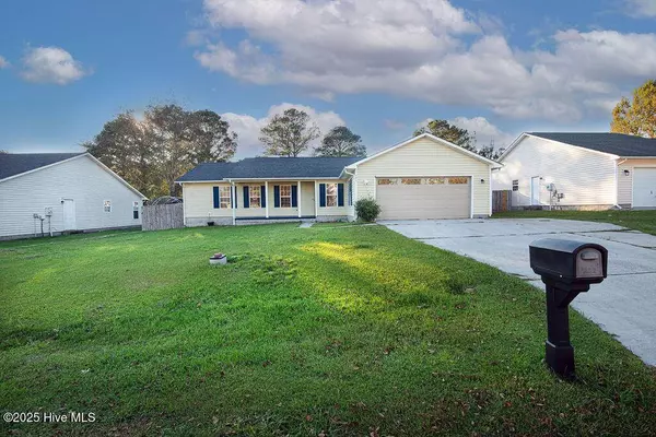 304 Carlisle CT, Jacksonville, NC 28540