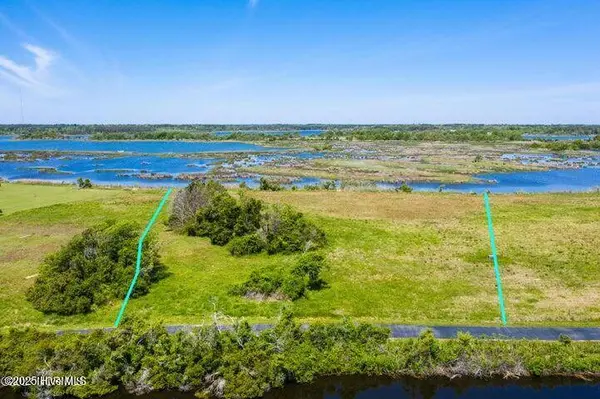 23 Hunter Heath DR, North Topsail Beach, NC 28460