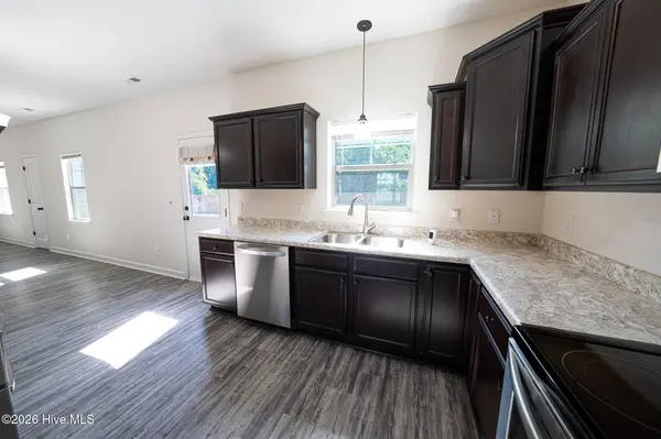 618 Osprey Landing DR, Holly Ridge, NC 28445