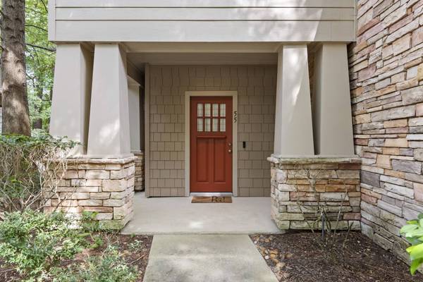 55 Scarlet Woods CT, The Woodlands, TX 77380