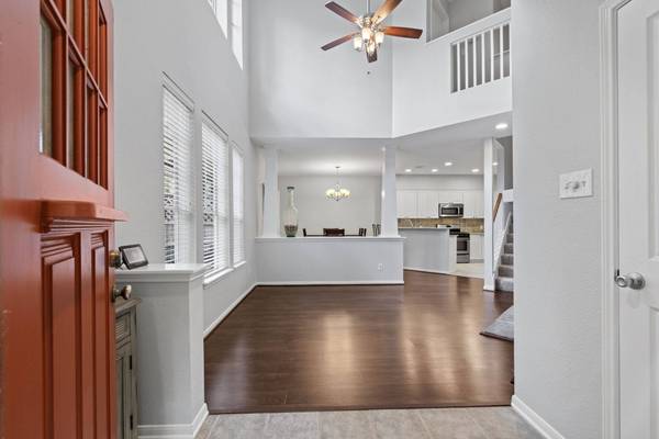 55 Scarlet Woods CT, The Woodlands, TX 77380