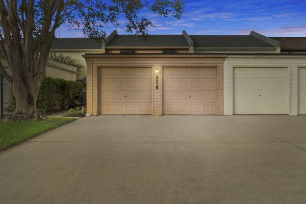 9216 Deepwater DR, Montgomery, TX 77356