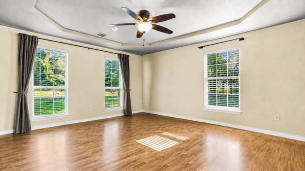 205 Bailly LN, Livingston, TX 77351