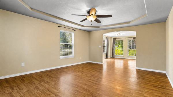 205 Bailly LN, Livingston, TX 77351