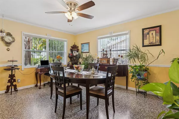 305 N LAUBER WAY, Tampa, FL 33609