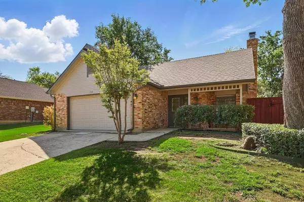 2514 Lake Bend Terrace, Carrollton, TX 75006