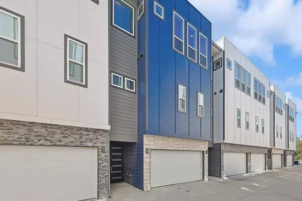 2235 Lovedale Avenue #102, Dallas, TX 75235