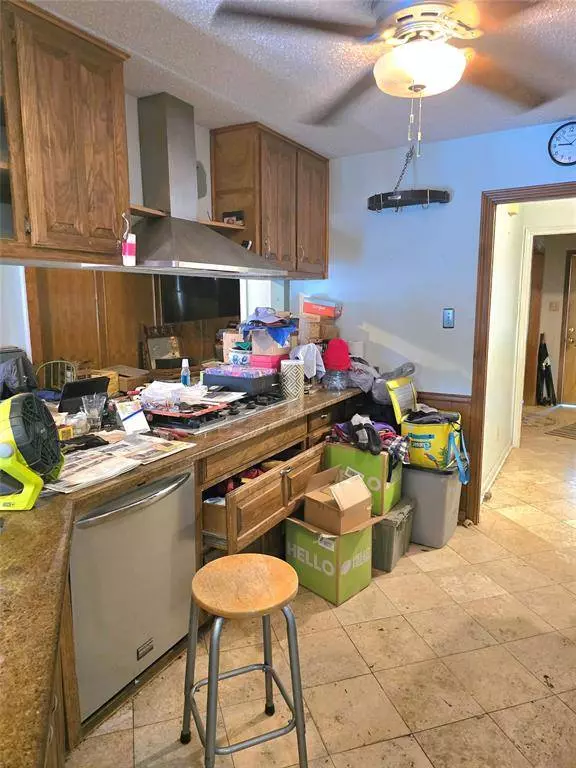 1011 Timber Valley Drive, Flower Mound, TX 75028