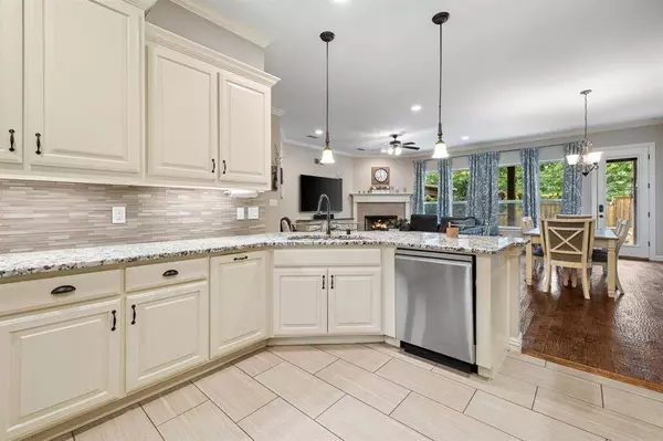 3423 Lakewood Lane, Flower Mound, TX 75022