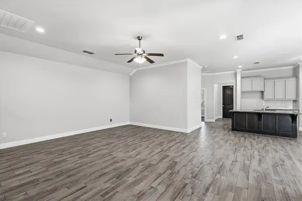 717 10th Street, Argyle, TX 76226