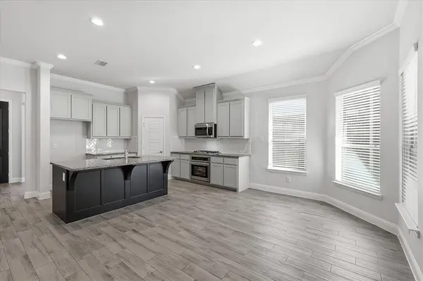 717 10th Street, Argyle, TX 76226