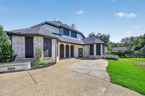 106 Mustang Trail, Shady Shores, TX 76208