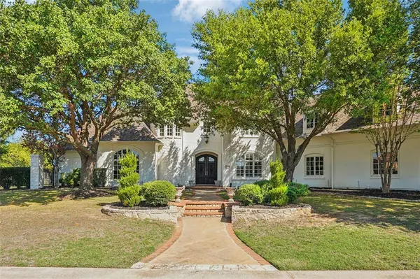 5900 Shorefront Lane