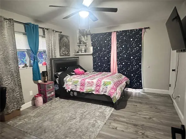1048 WAKEFIELD CIR, Deltona, FL 32725