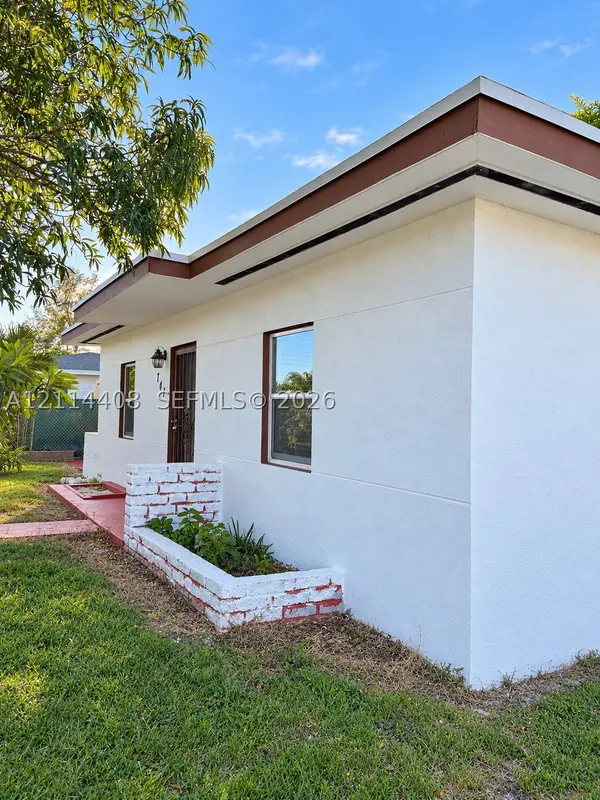 741 Jann Ave, Opa-locka, FL 33054