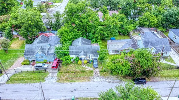 4305 Castor ST, Houston, TX 77022