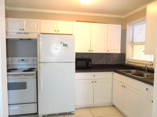 1416 S M ST #1, Lake Worth, FL 33460