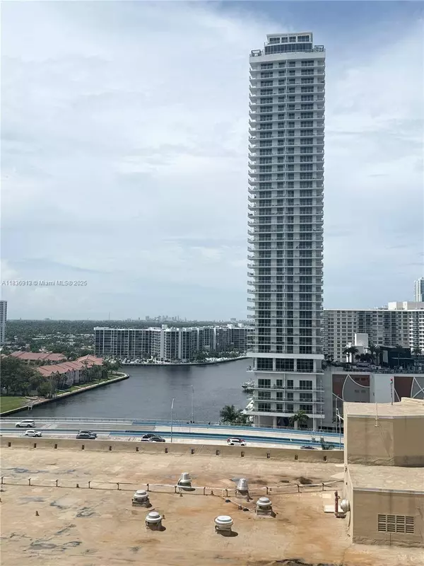 1833 S OCEAN DR #1707, Hallandale Beach, FL 33009