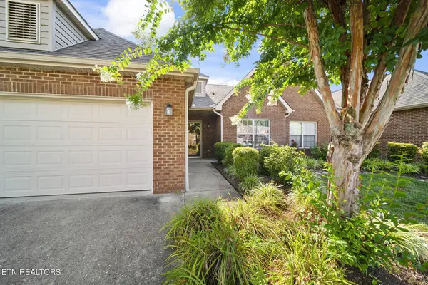 521 Glenview CIR, Lenoir City, TN 37771