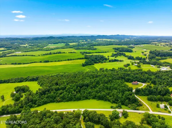 Sweetwater Vonore Rd, Sweetwater, TN 37874