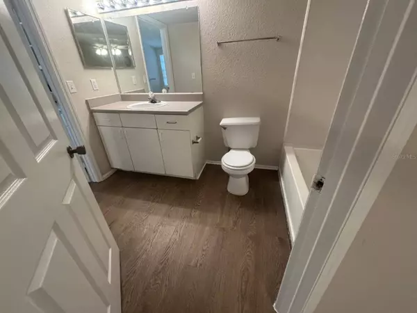 2201 METROPOLITAN WAY #1433, Orlando, FL 32839