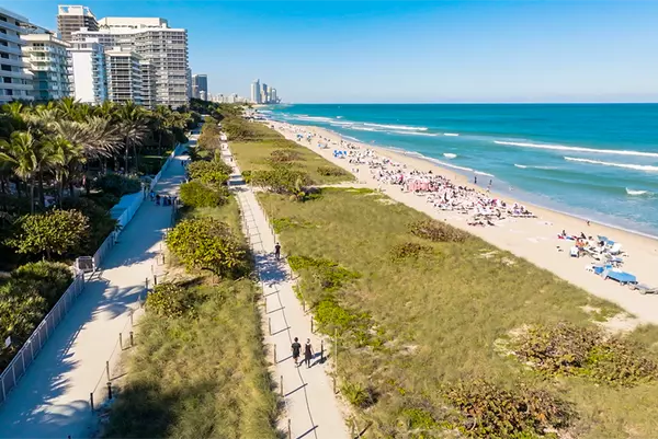 Living in Luxury: The Finest Condos in Surfside, Miami