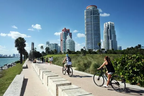 South Beach vs North Beach: Which Miami Neighborhood Fits You Best?
