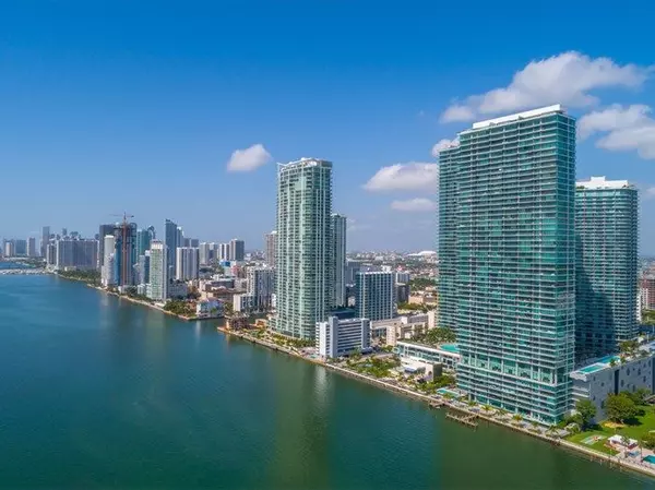 What’s the Difference Between a Condominium and a Condominium Association in Florida?