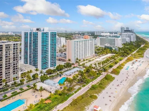 Waterfront Living in Miami: Oceanfront vs. Bayfront vs. Canal-Front