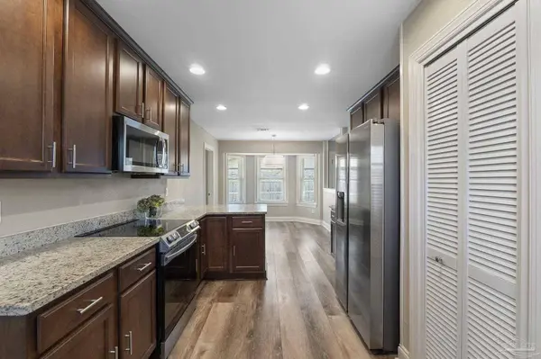 686 Seapine Cir, Pensacola, FL 32506