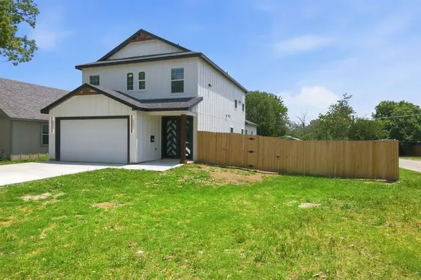 1013 Duff Court, Fort Worth, TX 76112