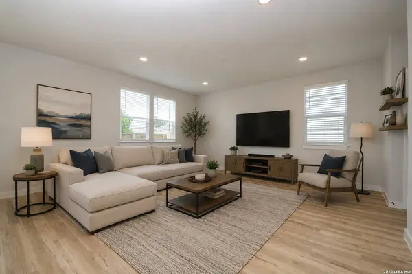5935 W Hausman UNIT 26, San Antonio, TX 78249