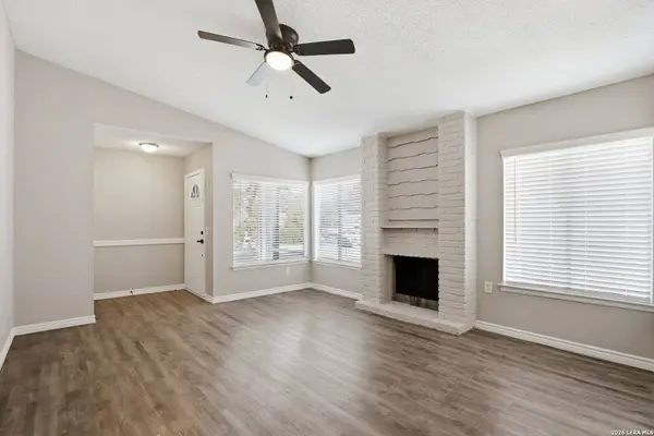 9855 Meadow, Converse, TX 78109