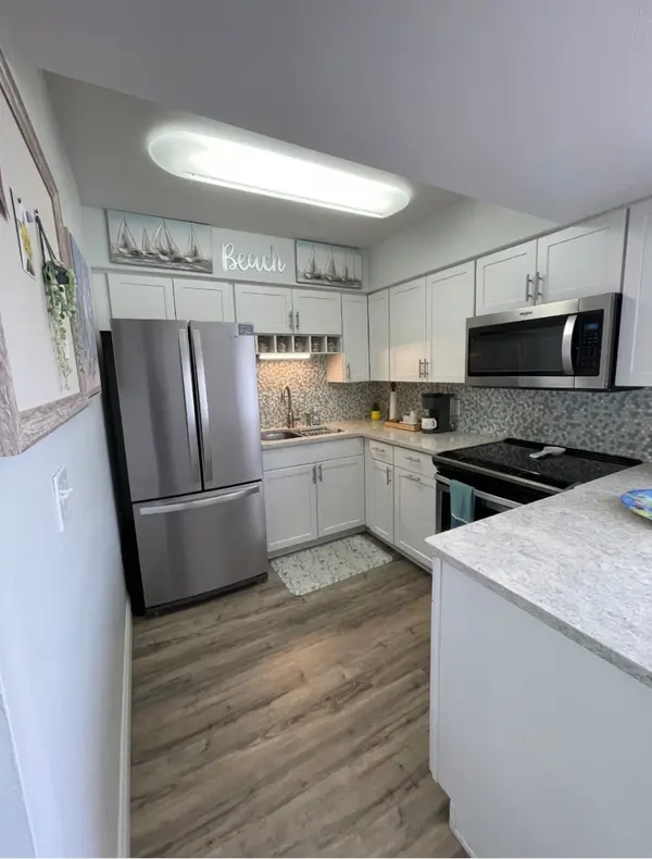 3001 S Atlantic Ave #201, Cocoa Beach, FL 32931-2140
