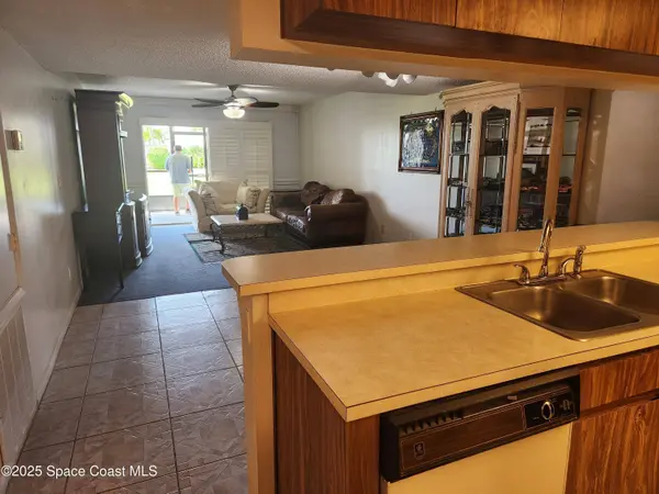 3165 N Atlantic AVE N #B105, Cocoa Beach, FL 32931