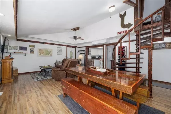 407 E Mckinney Street, Runnells, IA 50237