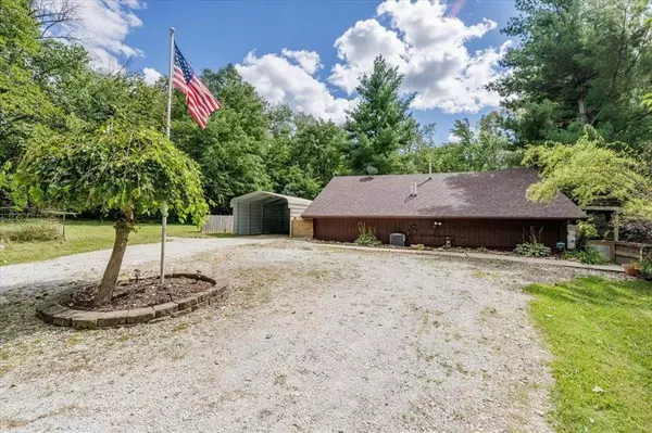 407 E Mckinney Street, Runnells, IA 50237