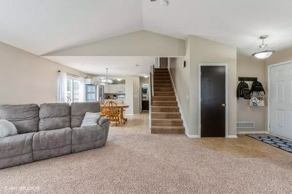 2103 Vista View Drive, Granger, IA 50109