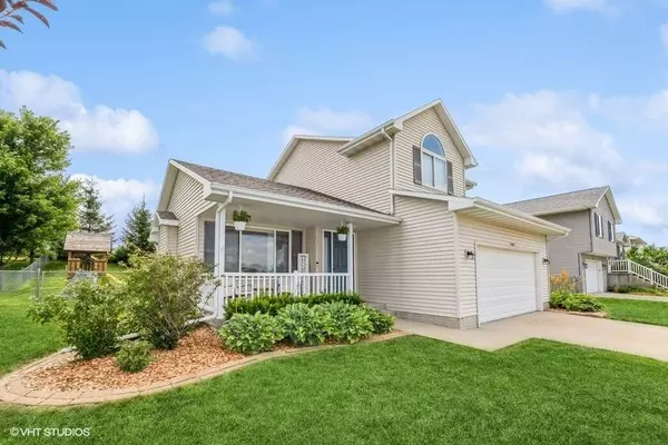 2103 Vista View Drive, Granger, IA 50109