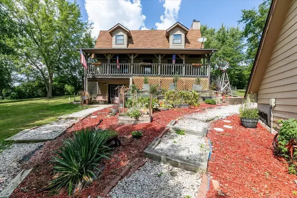 5101 S23 Highway, Carlisle, IA 50047