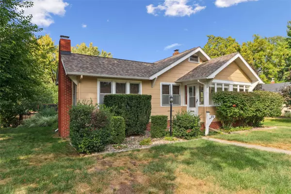 3711 Adams Avenue, Des Moines, IA 50310