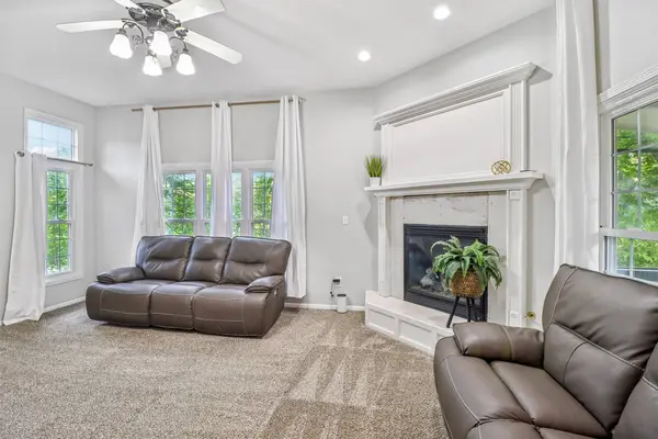 545 Christie Lane, Pleasant Hill, IA 50327